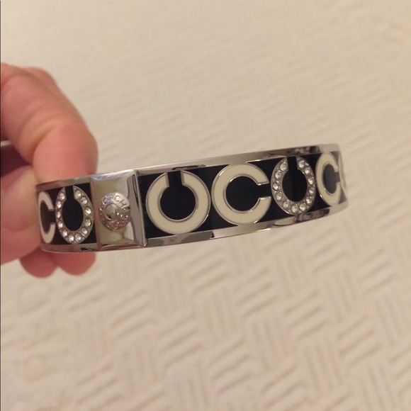 Coach Bangle with crystals - Picture 3 of 4